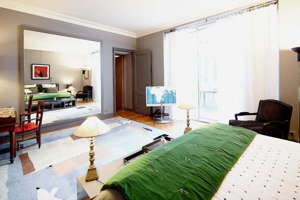 Maison D'Hotes Bordeaux Centre Le Patio De L'Intendance Zewnętrze zdjęcie